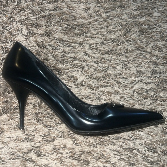 Black Prada pointed toe heels size 35 - Picture 2 of 12